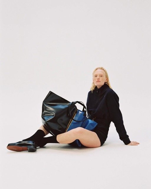 K WAY x CAHU K WAY and CAHU reinvent the iconic Pratique bag.Le Bigou t is the bold creation of a Moyenne