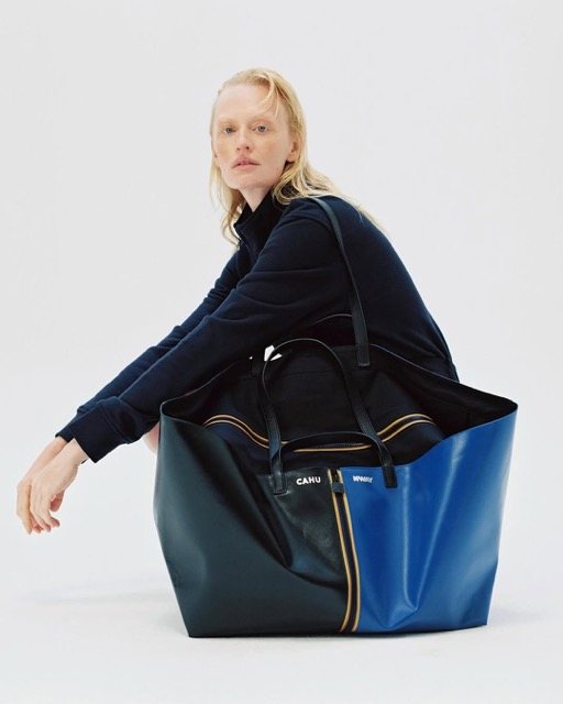 K WAY x CAHU K WAY and CAHU reinvent the iconic Pratique bag.Le Bigou t is the bold creation of a copie Moye