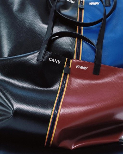 K WAY x CAHU Of vision and character. K Way s nylon meets CAHU s PVC in a bold bag capsule.Photo 3 Moyenne