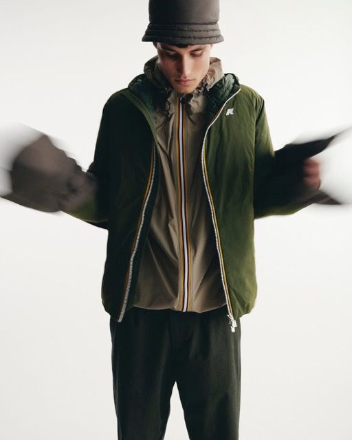 Built for movement defined by design. This season every layer tells a story of purpose precis Moyenne